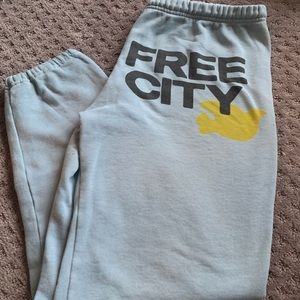 Free City Trackpants